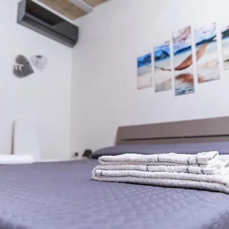 Bed and breakfast La Terrazza Di Corte Sant'anna 3*