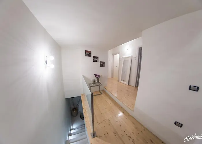 Oda ve Kahvaltı La Terrazza Di Corte Sant'anna 3*